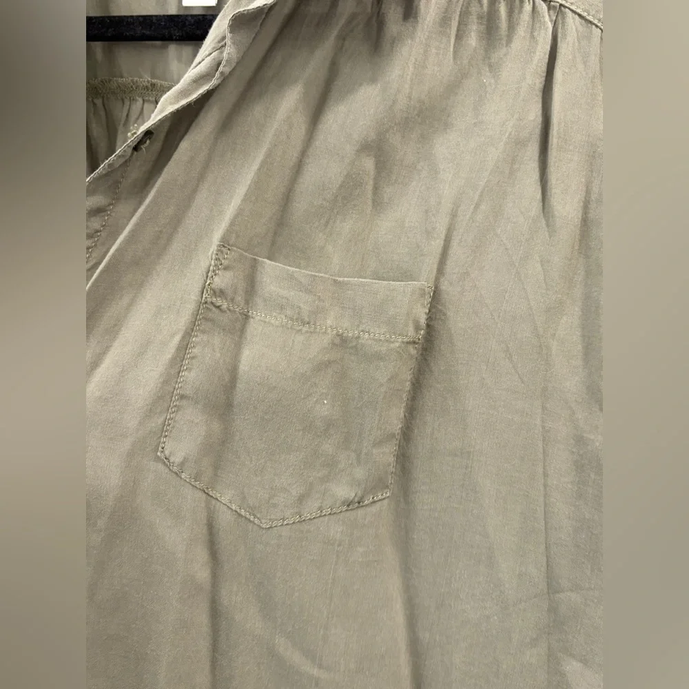 💚 American Eagle Green Button Down Shirt - Small - Picture 5 of 9